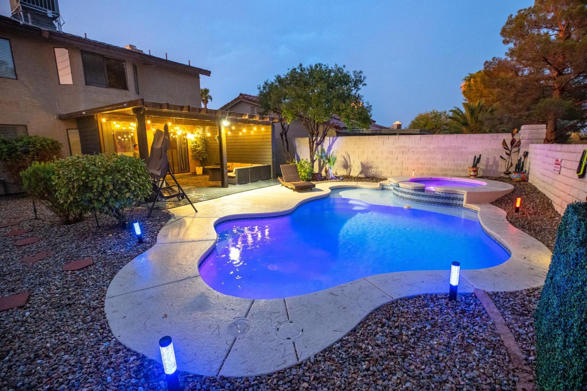 1800 Sqft House W/Heated Pool Spa 13Min From Strip Villa Las Vegas Kültér fotó